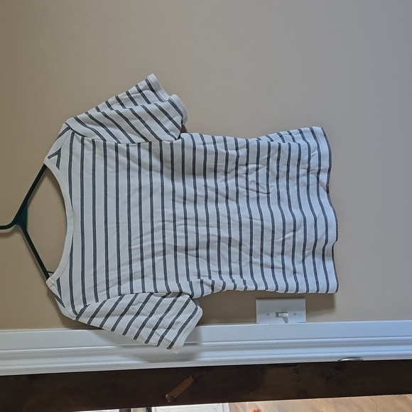 T Shirt - Picture 4 of 5